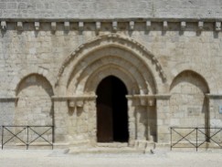 1280px-Saint-Nexans_église_portail (Small)
